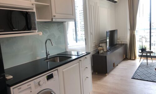 Condo for rent on Sukhumvit 19 - 1 bedroom - low-floor - Noble Recole Sukhumvit 19