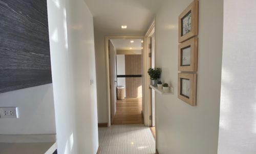 Pet-friendly 2-bedroom Bangkok condo for sale - greenery view - Downtown 49