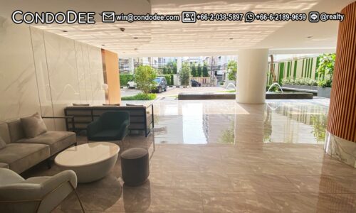 Crystal Garden Sukhumvit 4 condo for sale in Bangkok on Soi Nana comprises a single building, having 112 apartments on 26 floors