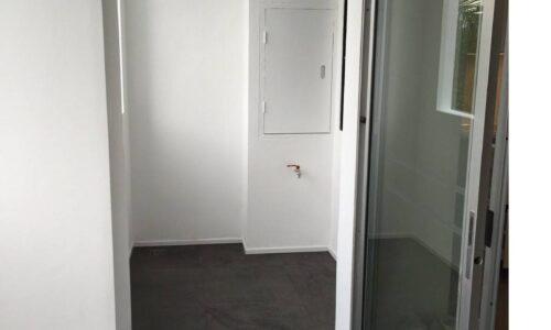 Large condo for sale in PhromPhong - 3 bedroom - low floor - D.S. Tower 2