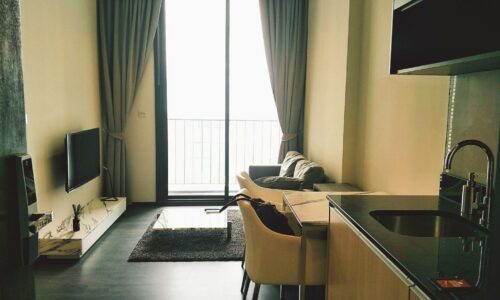 Sale of flat near BTS Asoke - 1 bedroom - mid floor - Edge Sukhumvit 23