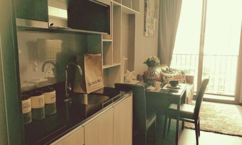 Edge Sukhumvit 23 - low floor - 1bedroom - sale - living