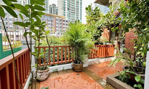 This Bangkok townhouse on Sukhumvit 49 is a rare property for sale in Bangkok CBD in Villa 49 secured housing compound