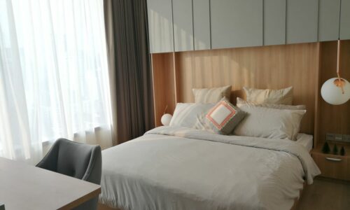 Asoke condo for rent Near University - 2 bedroom - high floor - The Esse Asoke