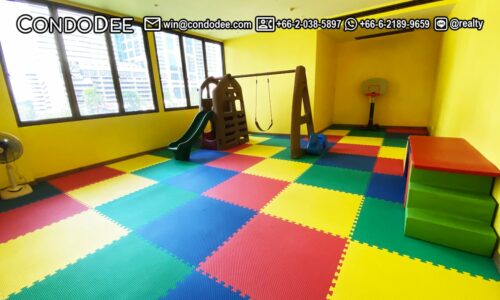 Fairview Tower Sukhumvit 18 condo for sale in Bangkok near BTS Asoke was developed in 1993