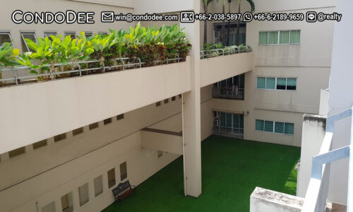 Grand Park View Asoke Sukhumvit 21 condo for sale in Bangkok is located in a mix-use residential and commercial building
