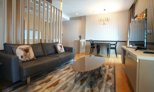 Hyde Sukhumvit 13 2-beds rental - living area