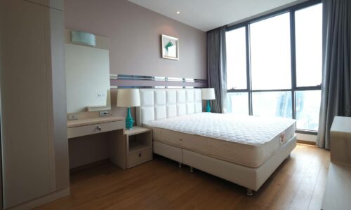 Hyde Sukhumvit 13 rental - 3 bedroom - low floor - bedroom-1