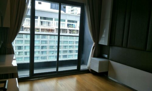 Hyde-Sukhumvit13-2bedroom-Sale-balcony