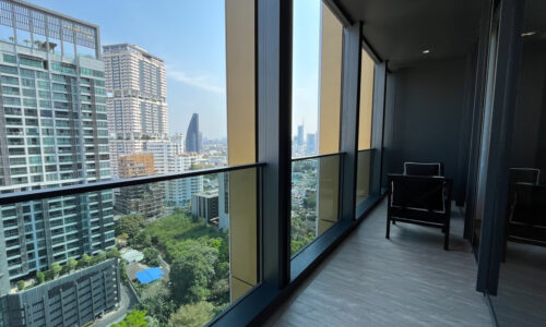 This super-luxury new condo with 2 bedrooms is available in a brand new The Estelle Phrom Phong Sukhumvit condominium in Bangkok CBD