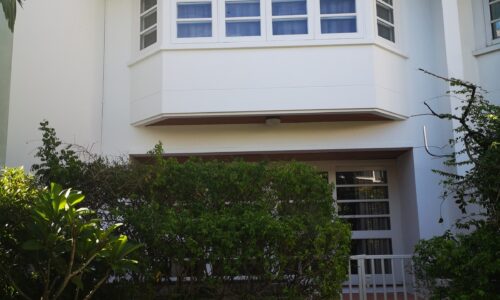 A 4-story townhouse for rent in Asoke - 3 bedroom - pet-friendly - The Natural Place Sukhumvit 31
