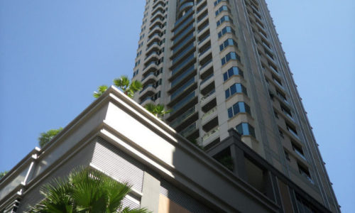 Ideal 24 Large Condos in Phrom Phong