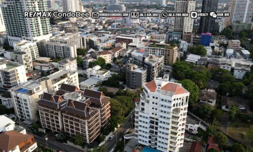 Luxury building for sale in Bangkok Central Business District (CBD)
