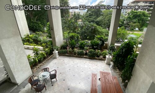 Kiarti Thanee City Mansion Sukhumvit 31 is a pet-friendly condo for sale in Bangkok near Srinakharinwirot University that was built in 1996