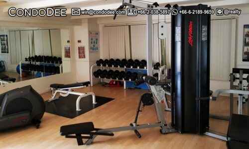 Kiarti Thanee City Mansion Sukhumvit 31 is a pet-friendly condo for sale in Bangkok near Srinakharinwirot University that was built in 1996