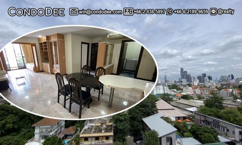 This large 1-bedroom condo in Prompong is available now in Supalai Place Sukhumvit 39 condominium
