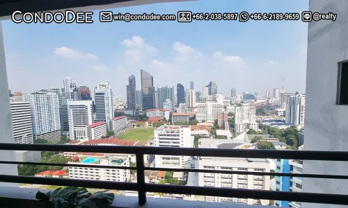 A large Bangkok condo on Sukhumvit 23 near Srinakharinwirot University is available now in the Liberty Park 1 project in Asoke in Bangkok CBD