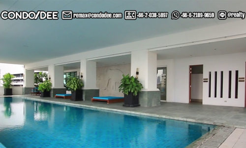 Le Raffine Jambu Dvipa Sukhumvit 39 luxury condo for sale near BTS Phrom Phong was built in 2009. It’s one of the most luxurious residential apartments in Bangkok.
