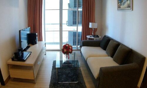 Condo in Sukhumvit 49 for rent - 2-bedroom - low-rise The Alcove 49