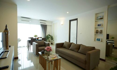 3-bedroom flat for rent in Ekkamai 12 - Low-Rise - Thavee Yindee
