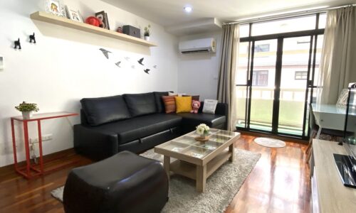 This renovated 2-bedroom condo is located in Thonglor in Baan Chan condominium in a quiet area
