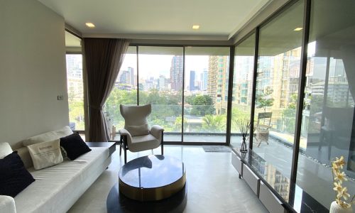 This greenery luxury condo is Asoke is available now in Fynn Sukhumvit 31 condominium near Srinakarinwirot University in Bangkok CBD