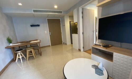 Cheap Pet-friendly condo in Bangkok for sale - pool-view - Downtown 49