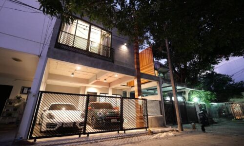 Luxury townhouse for rent at Sukhumvit 49 - 2-story - 3-bedroom