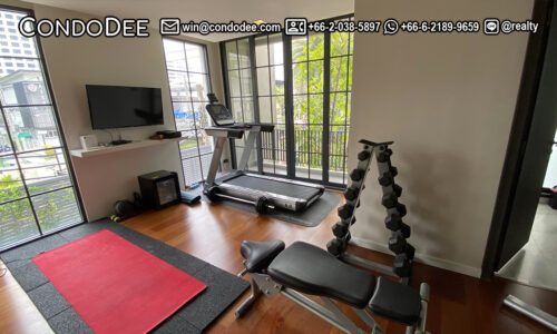 This luxury townhouse for sale in Bangkok on Sukhumvit 31 is available now in Quarter 31 compound