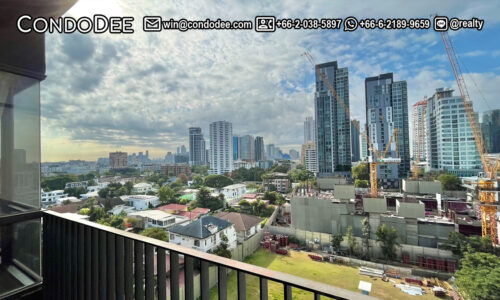 This modern condo for sale in Thonglor Bangkok is available in HQ by Sansiri luxury condominium on Sukhumvit 55 in Bangkok CBD