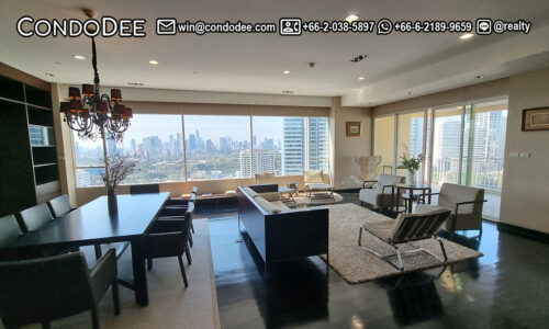 This penthouse duplex on Sukhumvit 22 is available now in the Wilshire luxury Bangkok condominium.