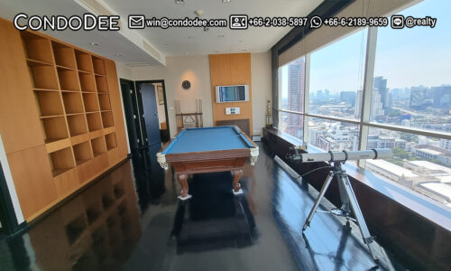 This penthouse duplex on Sukhumvit 22 is available now in the Wilshire luxury Bangkok condominium.
