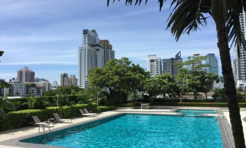Large flat for rent in PhromPhong - 3 bedroom - mid-floor - D.S. Tower 2