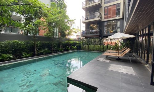 Klass Langsuan - Low Rise Luxury Bangkok Condominium Near BTS Chit Lom