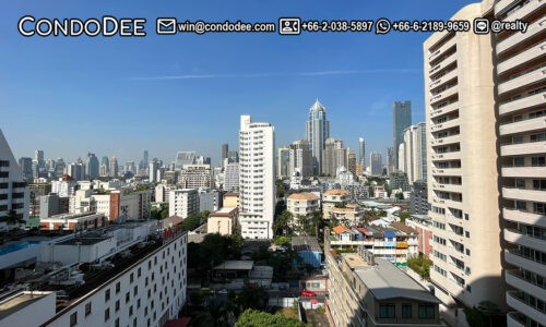 This renovated condo on Sukhumvit 6 near BTS Nana is available now in a popular Saranjai Mansion condominium