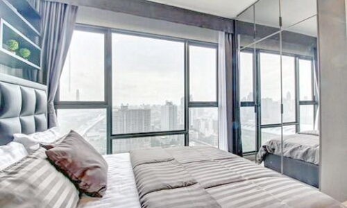 Cheap 2 bedroom condo for sale - high floor - Rhythm Asoke Condo
