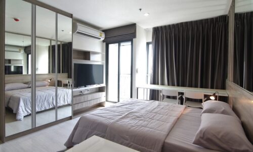 Cheap condo for sale in Rama 9 - 1 bedroom - high floor - Rhythm Asoke Condo