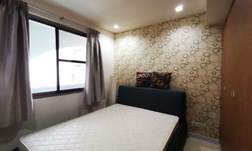 3-bedroom Condo Royal Castle Sukhumvit 39 For Urgent Sale