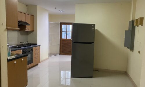 Large condo in Sukhumvit 33 for sale - 2-bedroom - mid-floor - 33 Tower