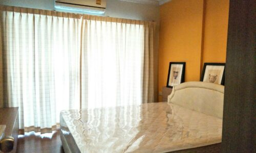 Cheap 2 bedroom condo for Sale in Asoke - high floor - Grand Park View Asoke