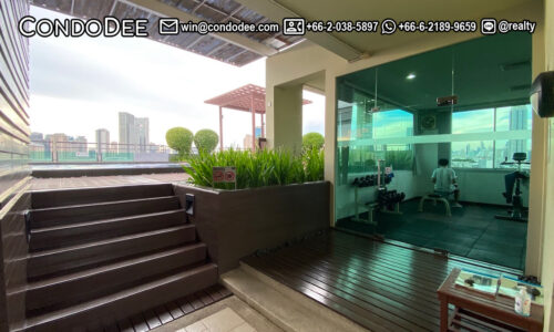 Sathorn Plus - By The Garden condo for sale in Bangkok was built by Plus Property Partner in 2006