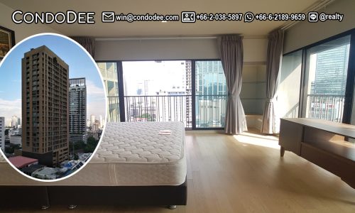 This small condo near BTS Prompong is available in a popular Noble Refine Sukhumvit 26 condominium in Bangkok CBD