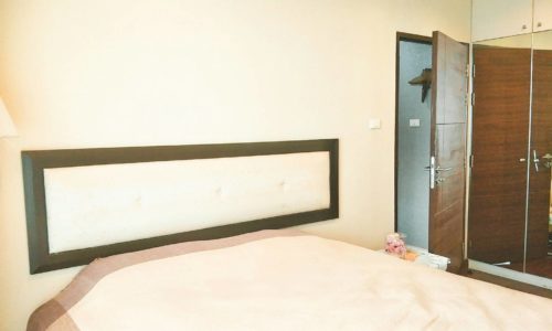 Large 2-Bedroom Condo in Quiet Side of Sukhumvit Soi 11 in Nana