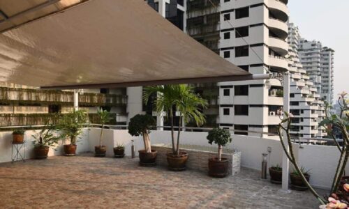 Large 2-Bedroom Renovated Condo for Sale Supalai Place Sukhumvit 39