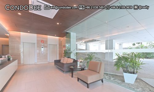 The 49 Plus 2 Sukhumvit 49 condo for sale in Bangkok CBD (also known as The Fortynine Plus II) was built in 2004 and comprises 63 apartments on 8 floors