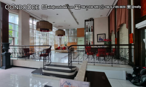 The Address Sukhumvit 42 Ekkamai Bangkok condo for sale near BTS Ekkamai was developed by AP Thai Thailand PCL and completed in 2009