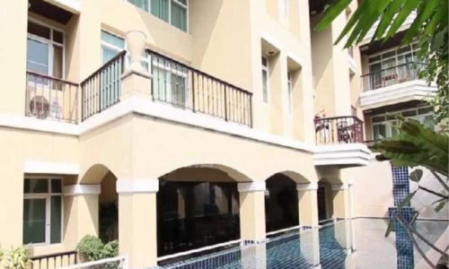 The Cadogan Private Residence at Sukhumvit 39 - Low-Rise Condominium in Phrom Phong