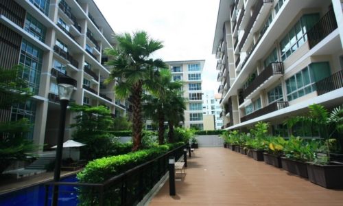 The Clover Thong Lo Condominium