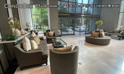 The Madison Sukhumvit 41 is a Bangkok condo for sale near BTS Phrom Phong that was built in 2007 by Rojana Property