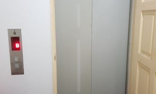 3-Bedroom 4-Bathroom Large Condo in Asoke in The Master Centrium